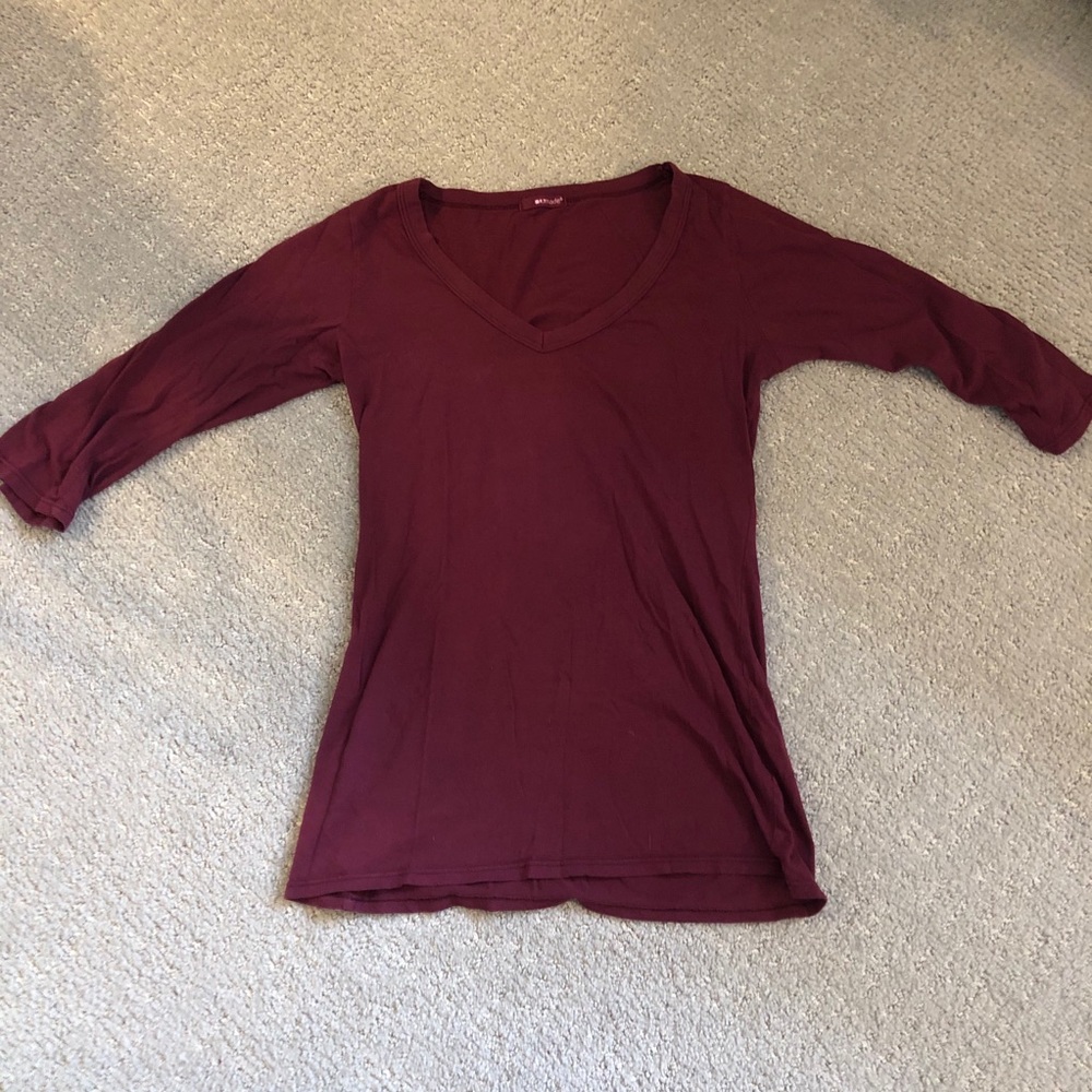 LA MADE v neck
